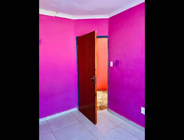 2 BEDROOM PROPERTY TO RENT IN MMABATHO 13